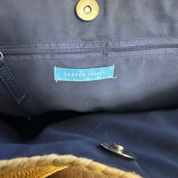 Draper James Straw Tote Bag with Floral Accent - Picture 3 of 4